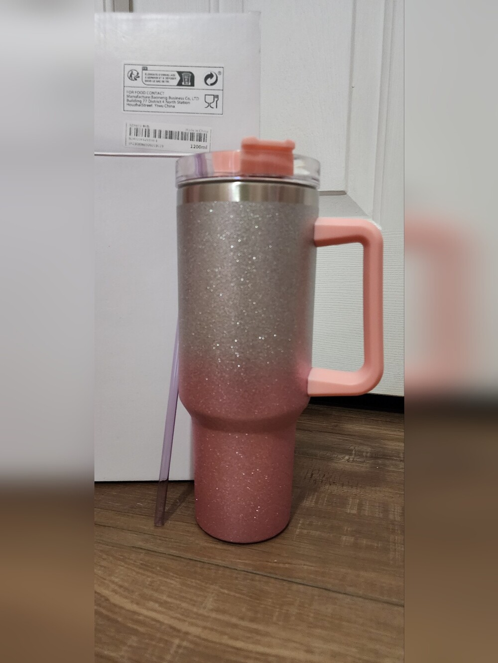 Tumbler 40oz Sparkly New in Box with Straw